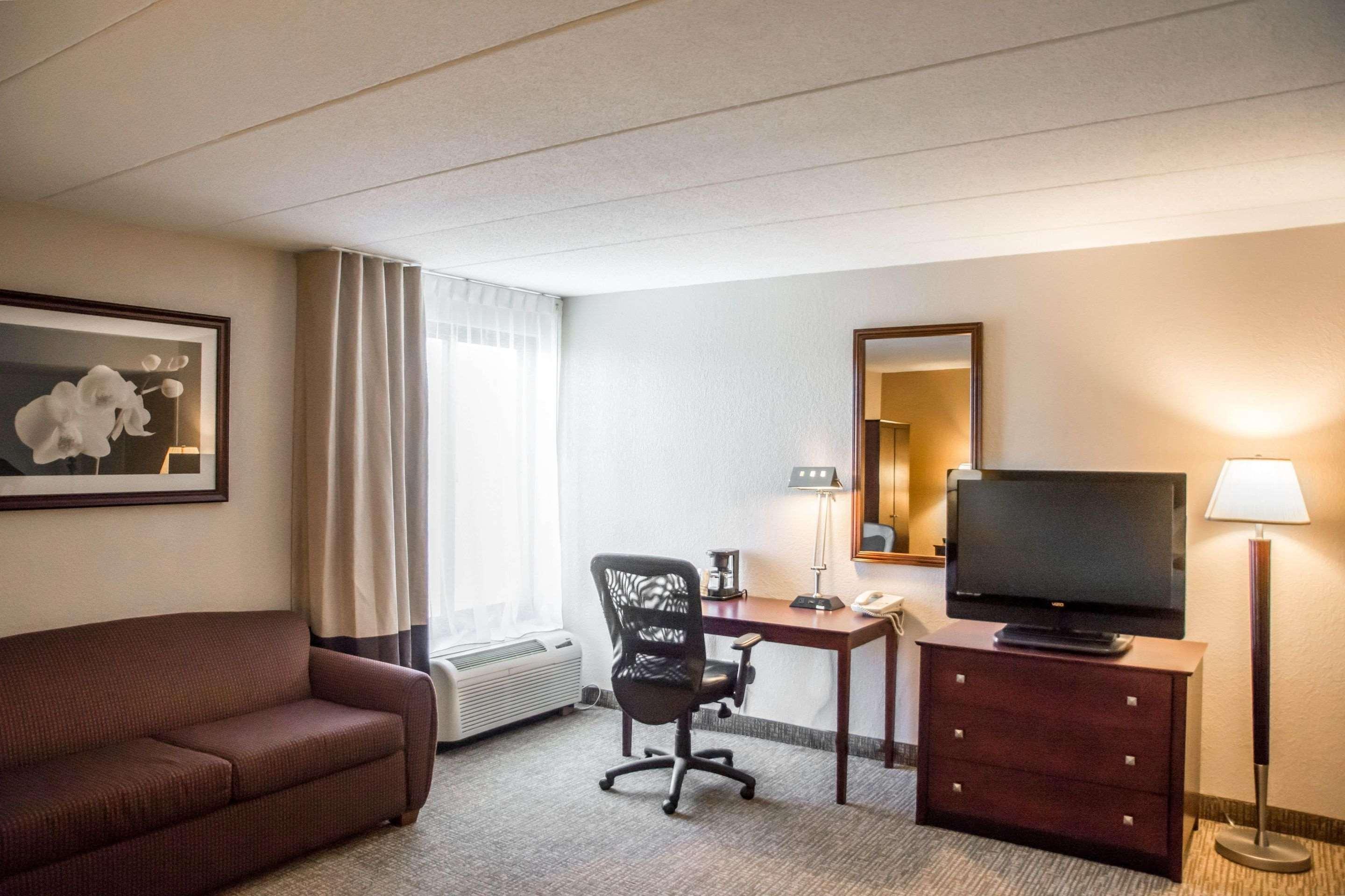 Comfort Inn Northeast Mason Exteriör bild